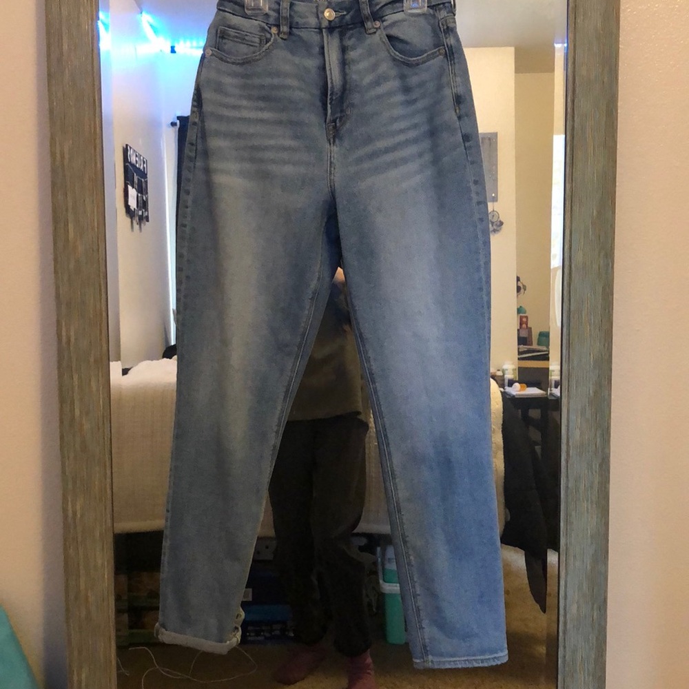 American Eagle Mom Jeans